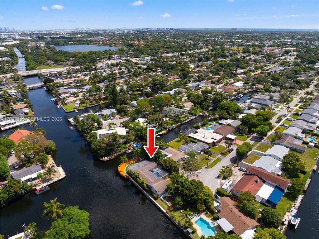 Photo of 2649 Scott St, Hollywood, FL 33020 (MLS # A12005649)