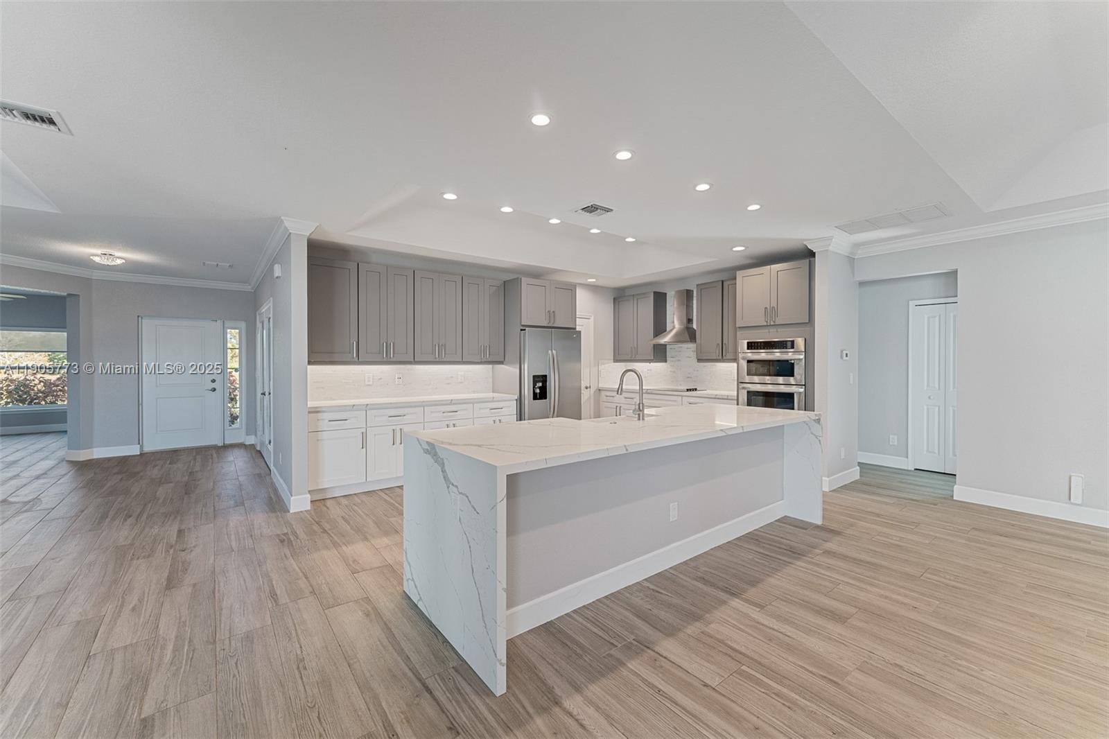 PORT ST LUCIE SECTION 33 - Residential Lease