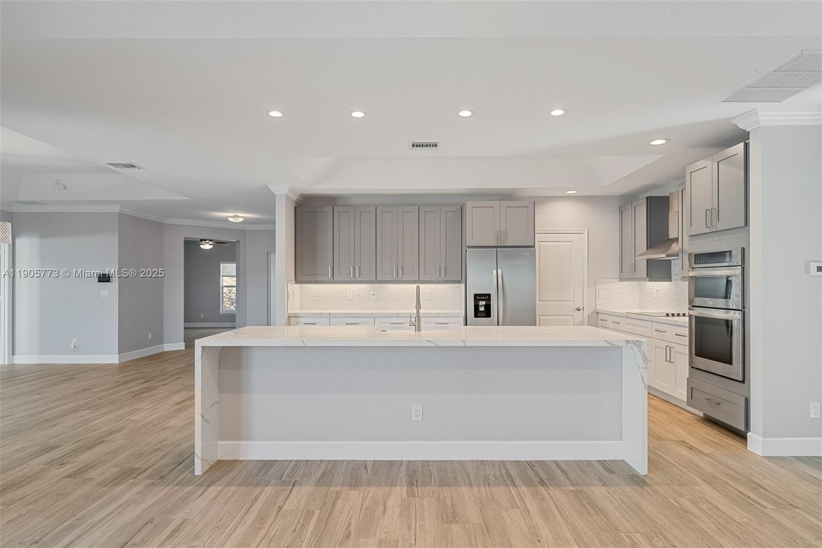 PORT ST LUCIE SECTION 33 - Residential Lease