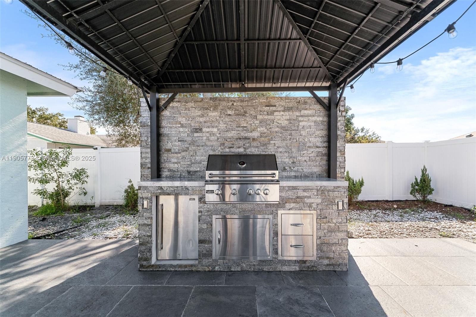 PORT ST LUCIE SECTION 33 - Residential Lease