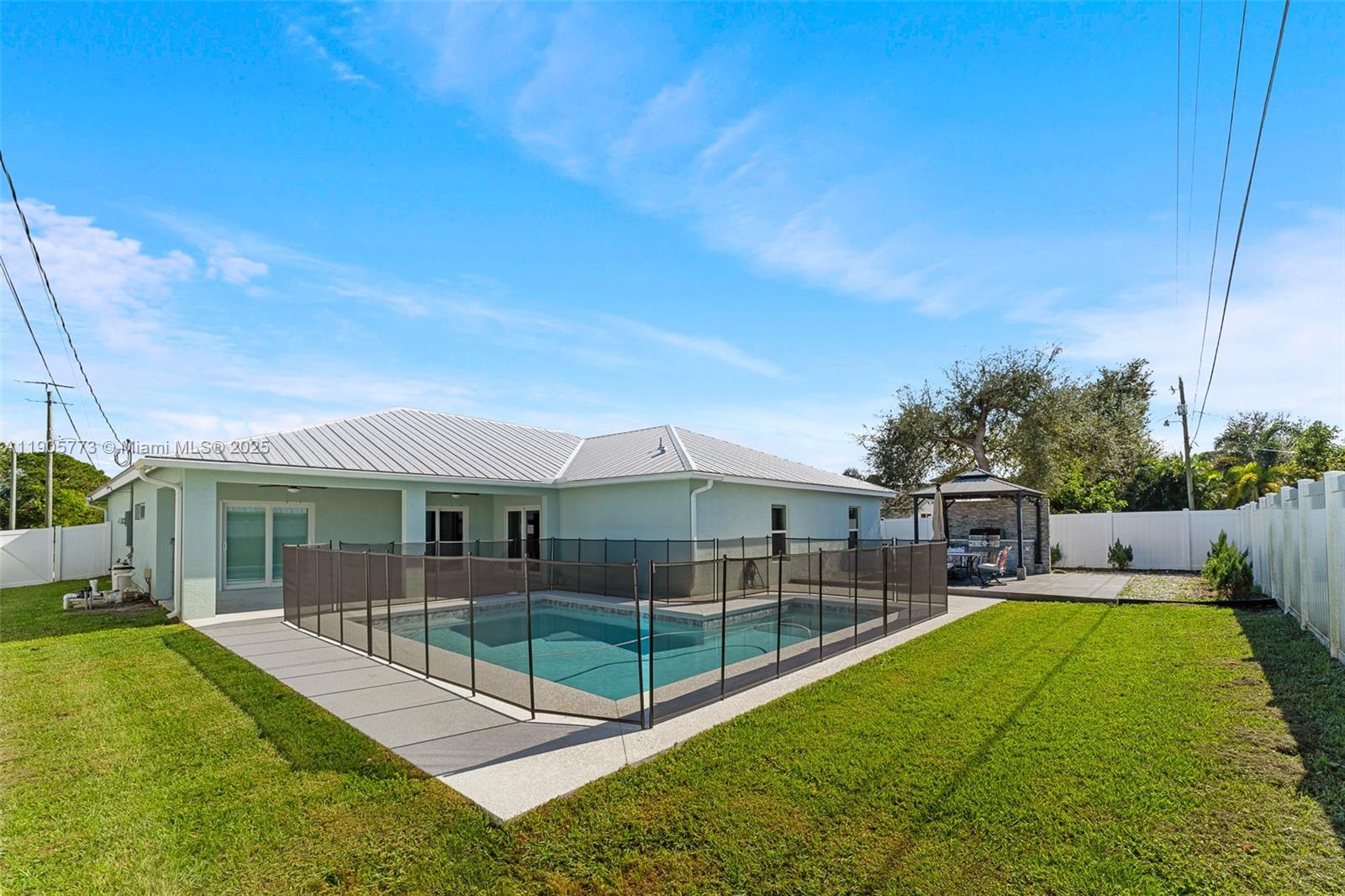 PORT ST LUCIE SECTION 33 - Residential Lease