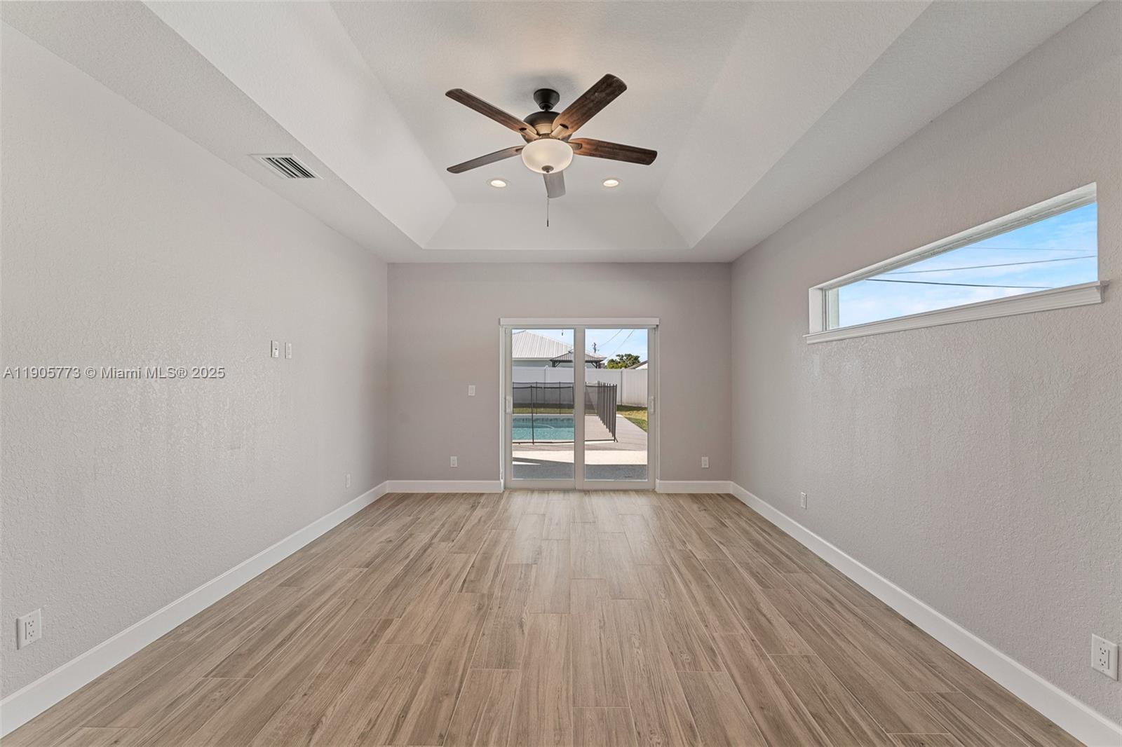 PORT ST LUCIE SECTION 33 - Residential Lease