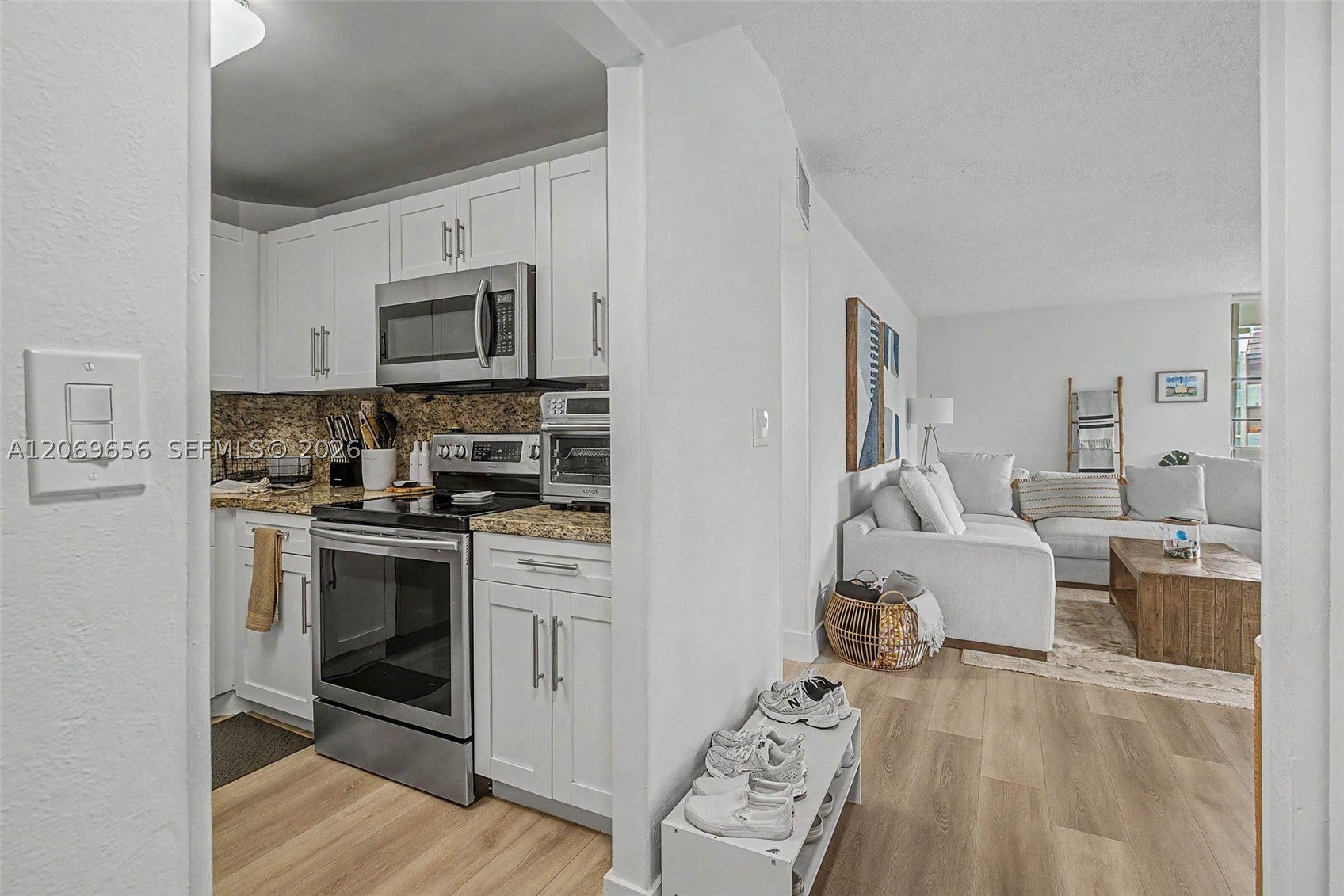 10852 N Kendall Dr 314