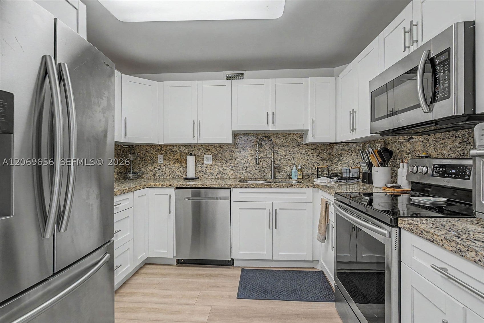 10852 N Kendall Dr 314