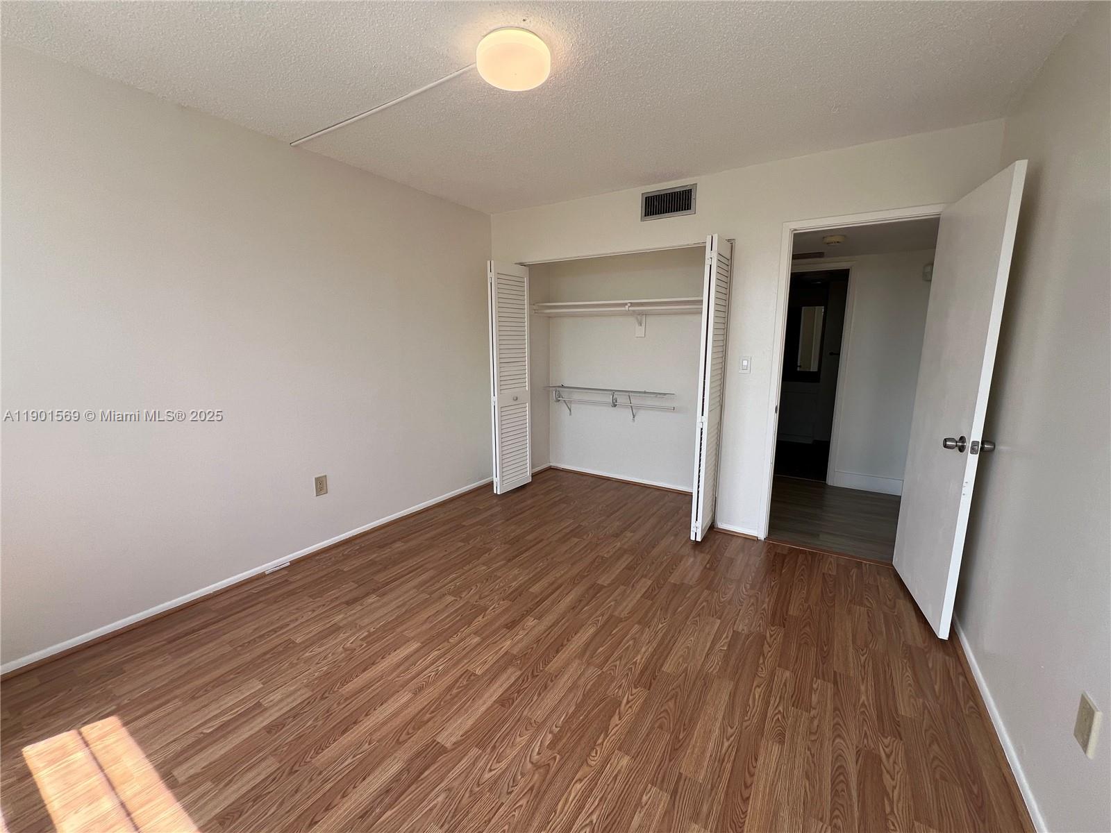 BUCKLEY TOWERS CONDO - EA - Residential Lease