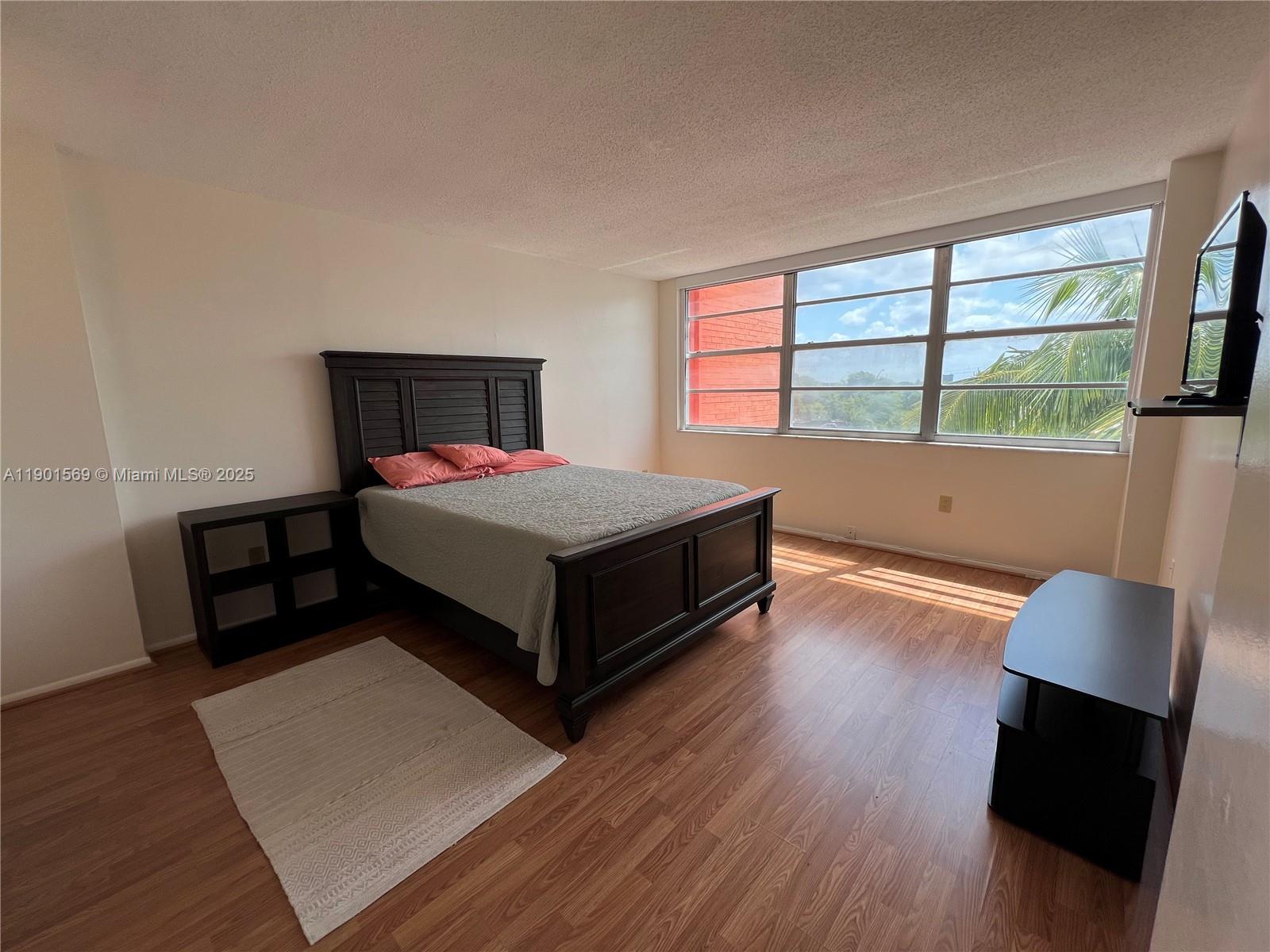 BUCKLEY TOWERS CONDO - EA - Residential Lease