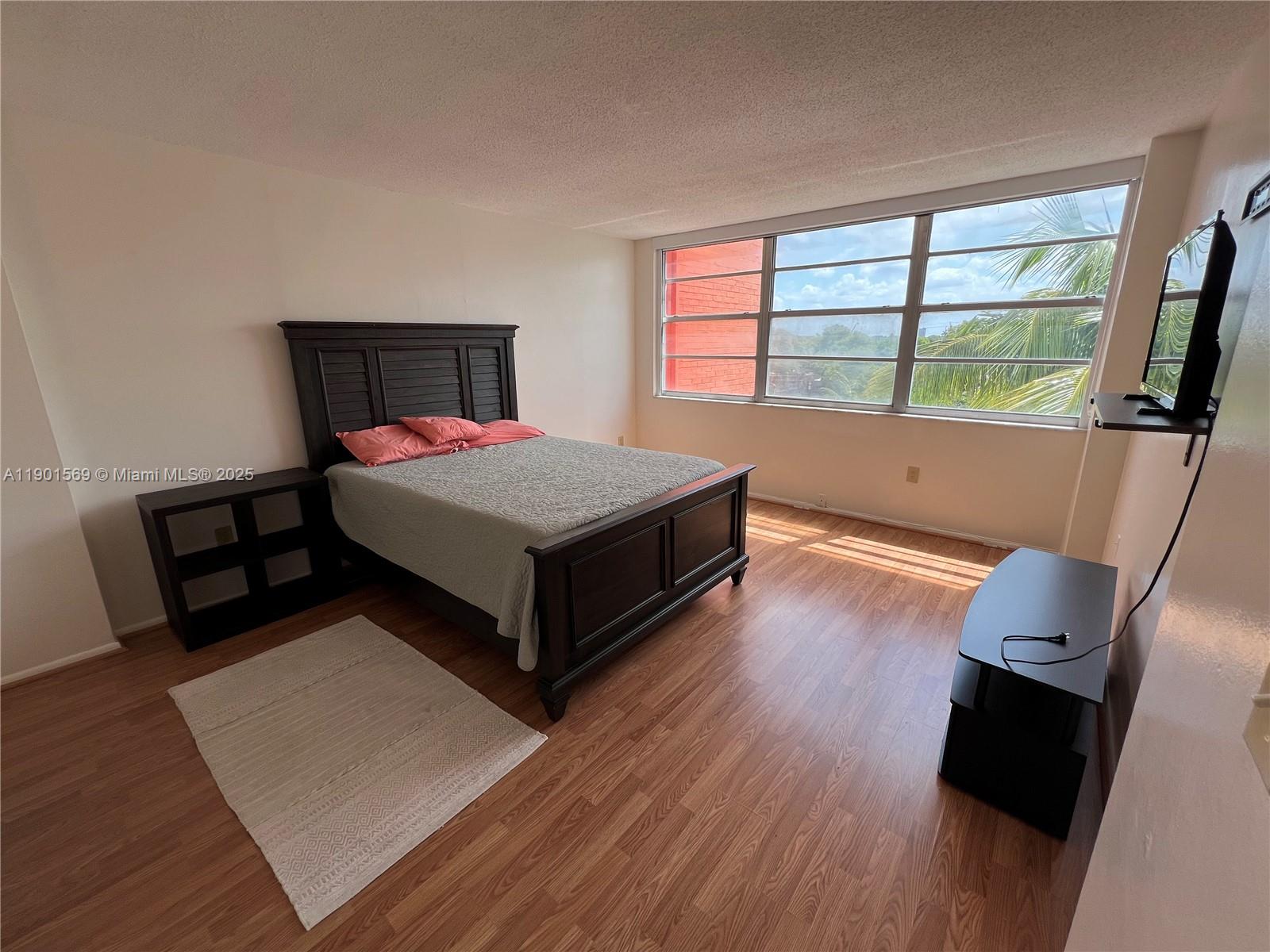 BUCKLEY TOWERS CONDO - EA - Residential Lease