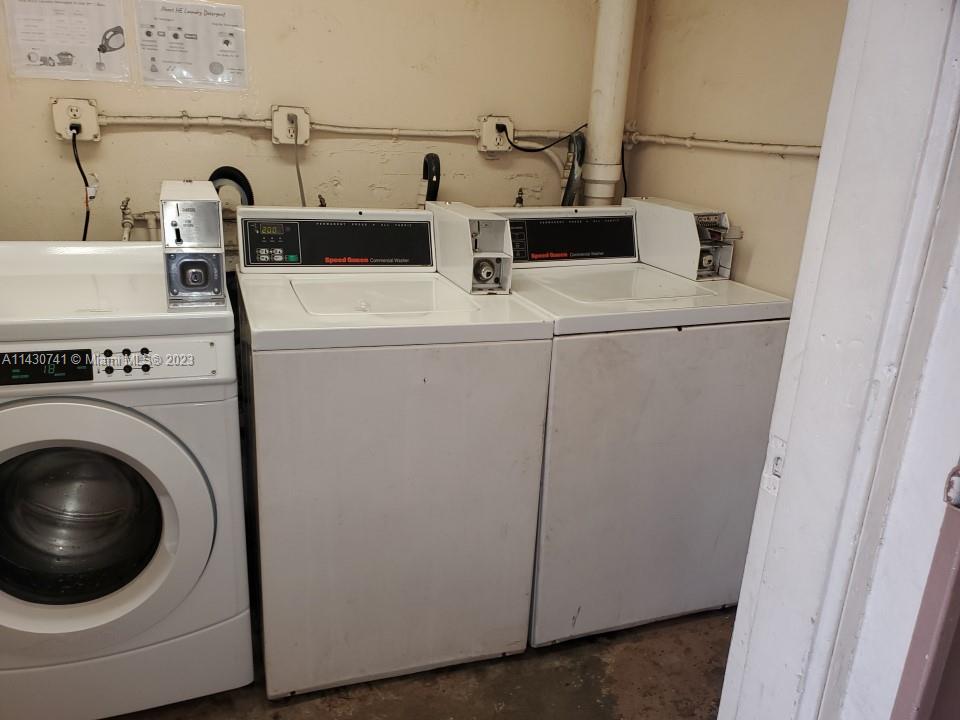 HIALEAH PLACE - Residential Income