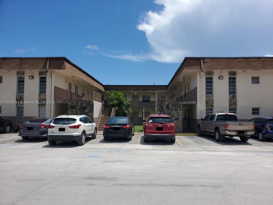 HIALEAH PLACE - Residential Income