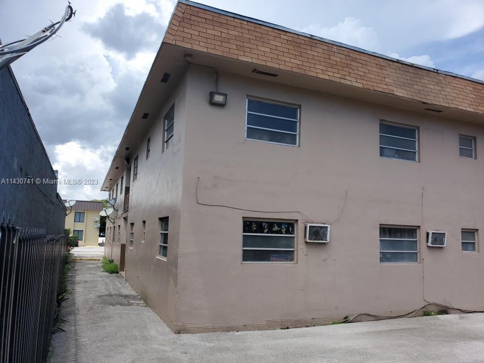 HIALEAH PLACE - Residential Income
