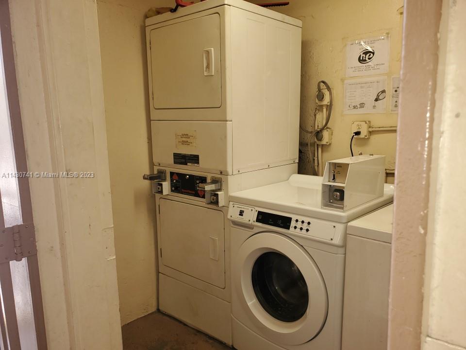 HIALEAH PLACE - Residential Income