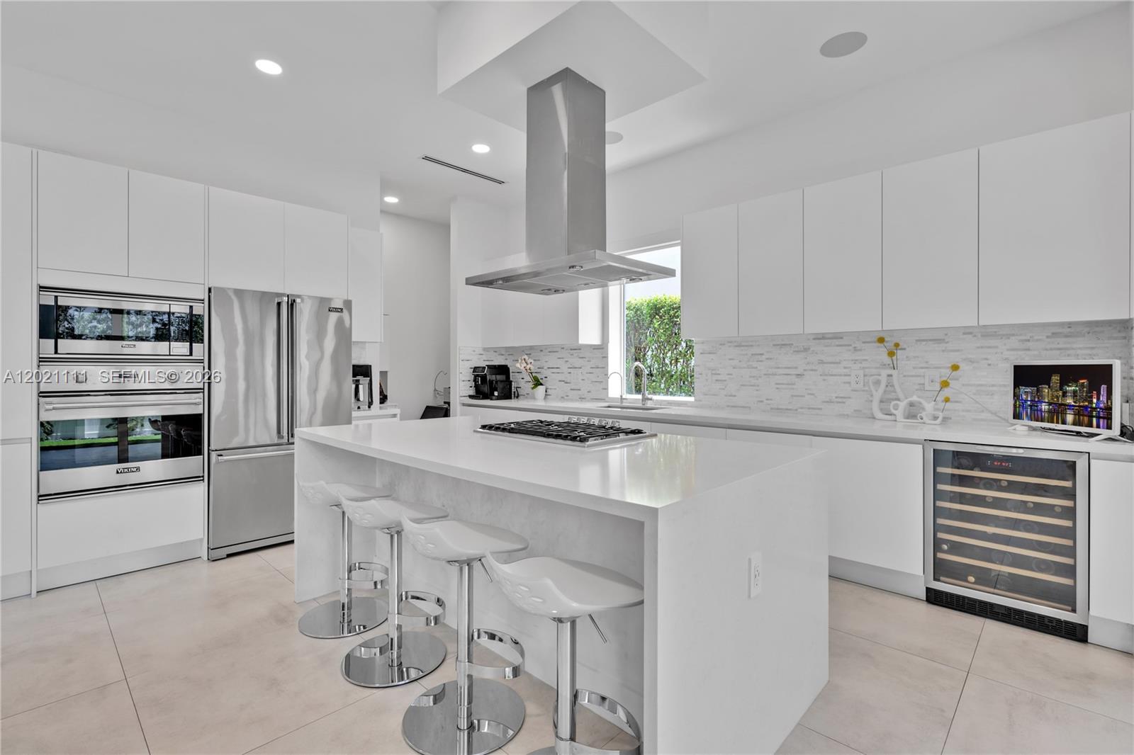 DORAL COMMONS RESIDENTIAL - Residential