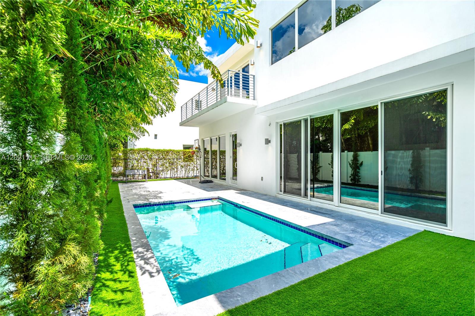 DORAL COMMONS RESIDENTIAL - Residential