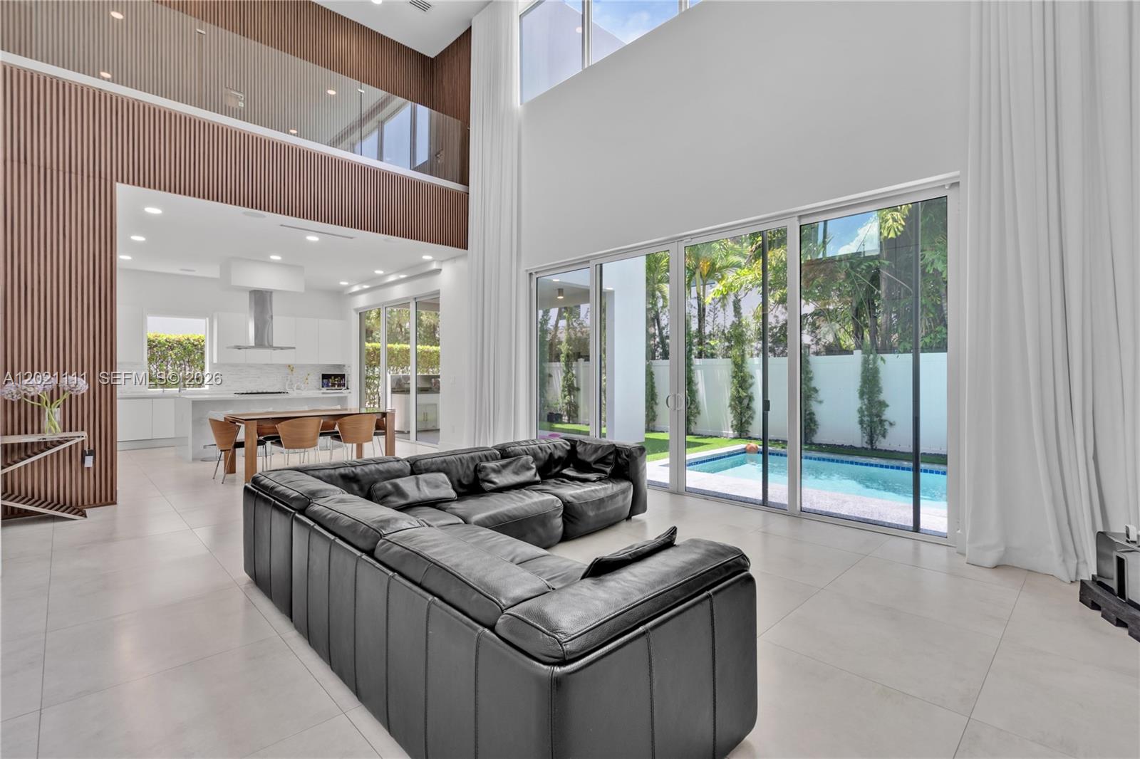 DORAL COMMONS RESIDENTIAL - Residential