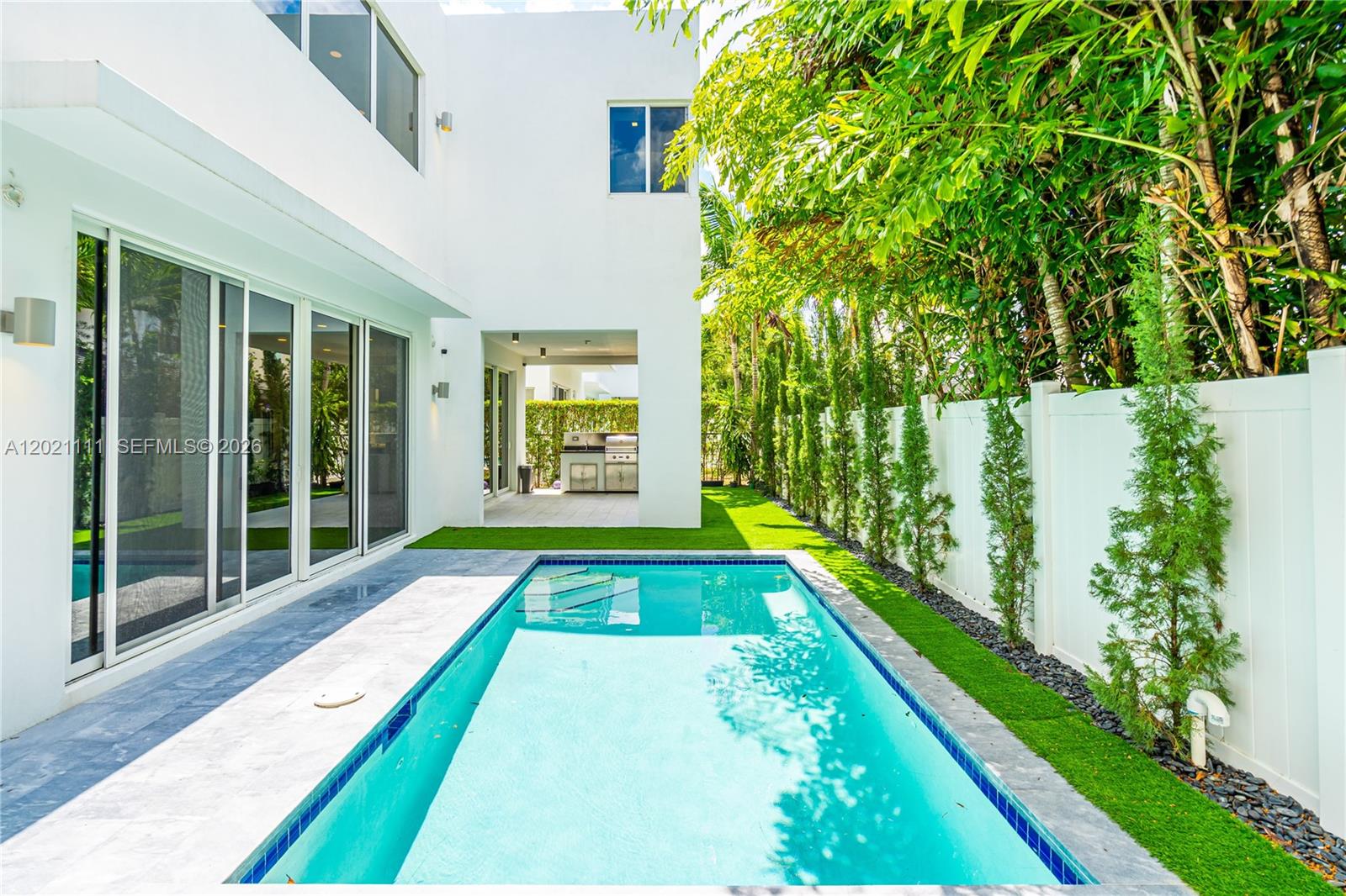 DORAL COMMONS RESIDENTIAL - Residential