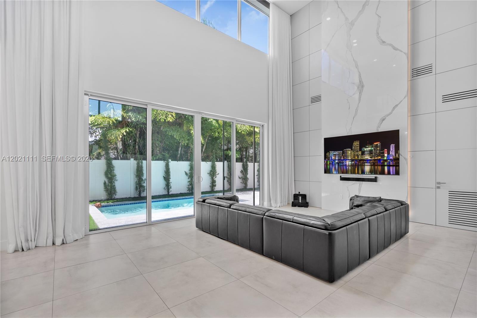DORAL COMMONS RESIDENTIAL - Residential