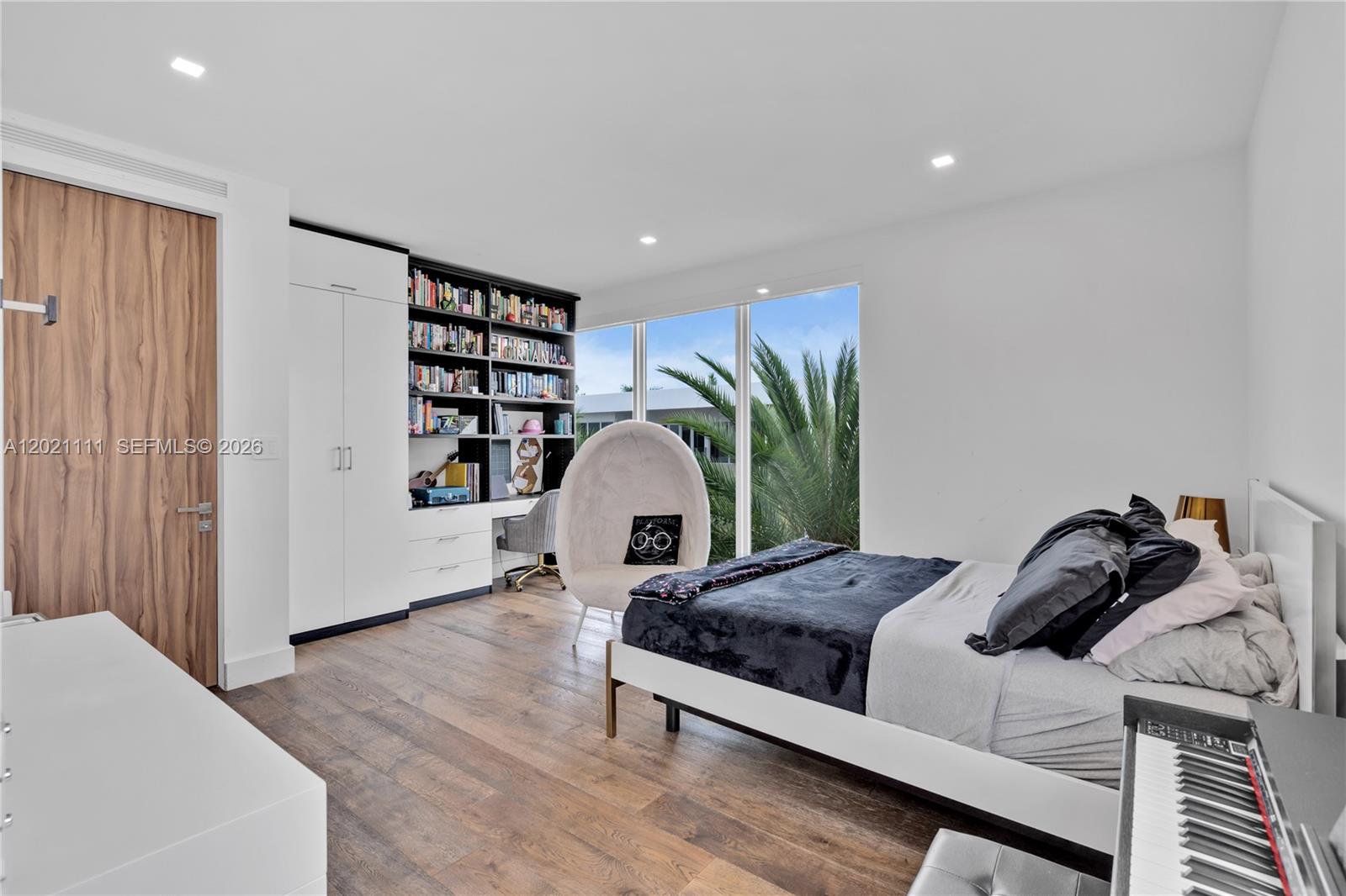 DORAL COMMONS RESIDENTIAL - Residential