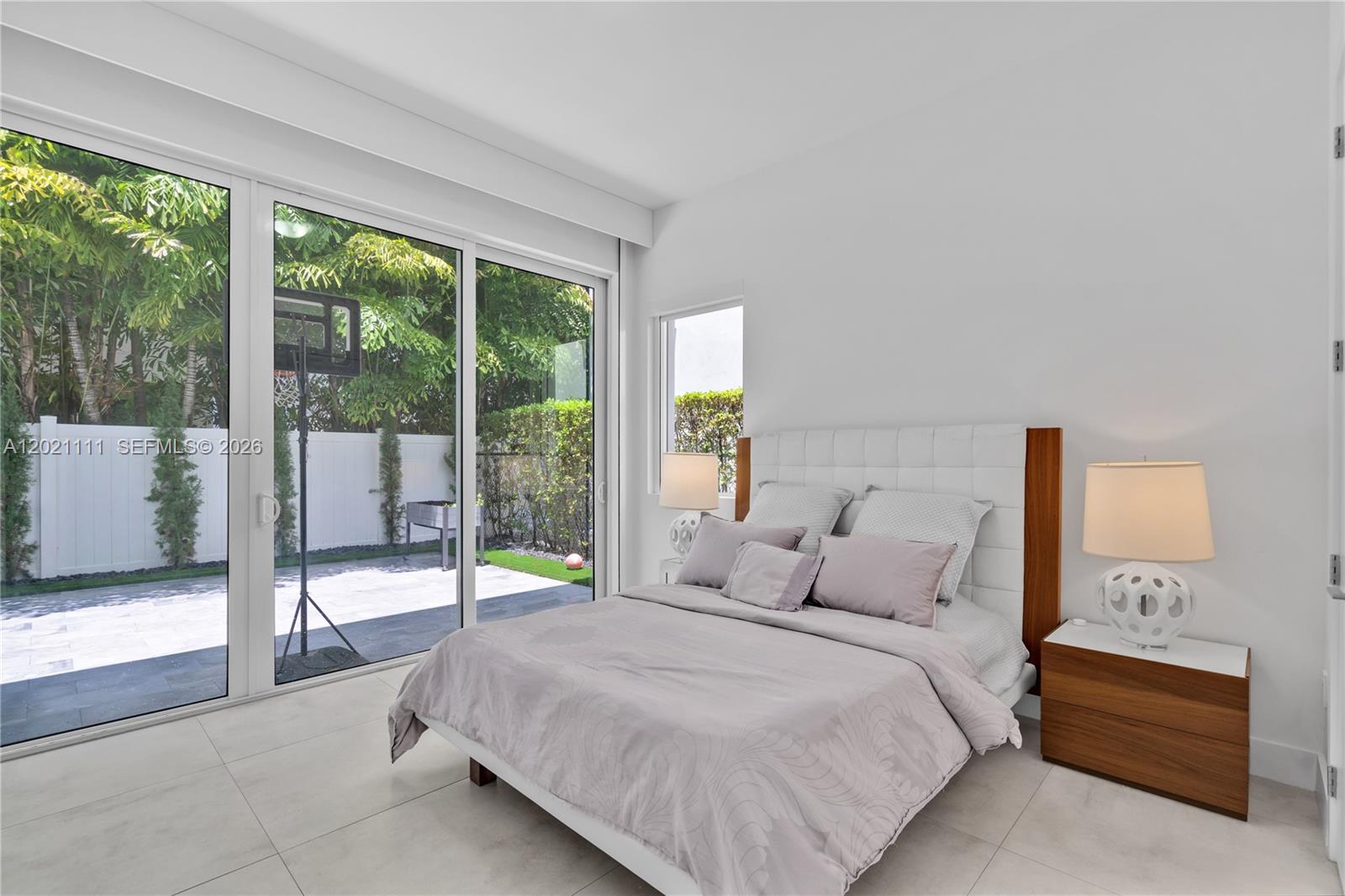 DORAL COMMONS RESIDENTIAL - Residential