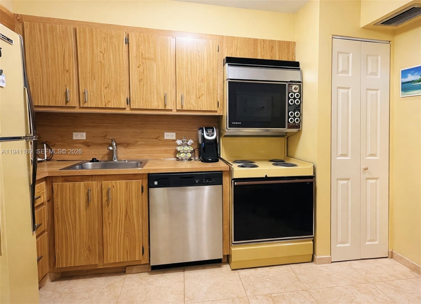 WATERVIEW CONDO - Residential