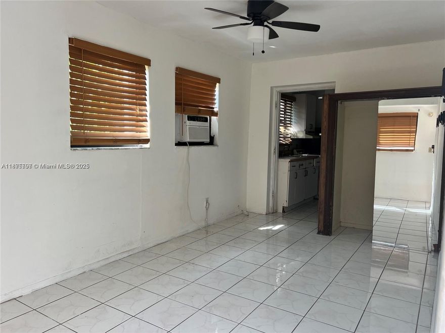 All utilities included. Cozy studio located near shopping plazas and all the major highways. Great neighborhood, part of a single family home with a private entry. Available on 1 Oct 2025

Move in requirement: first, last and security. Must provide proof of income, last 3-4 months pay stubs, subject to criminal and eviction screening.