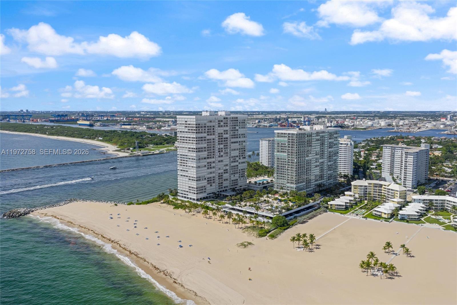 POINT OF AMERICAS - Residential