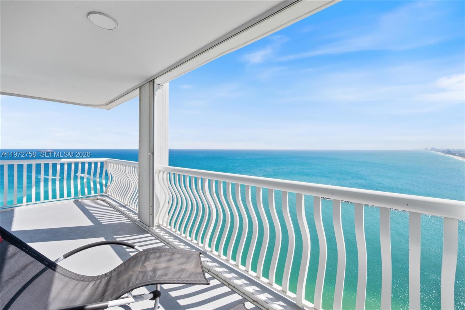 POINT OF AMERICAS - Residential