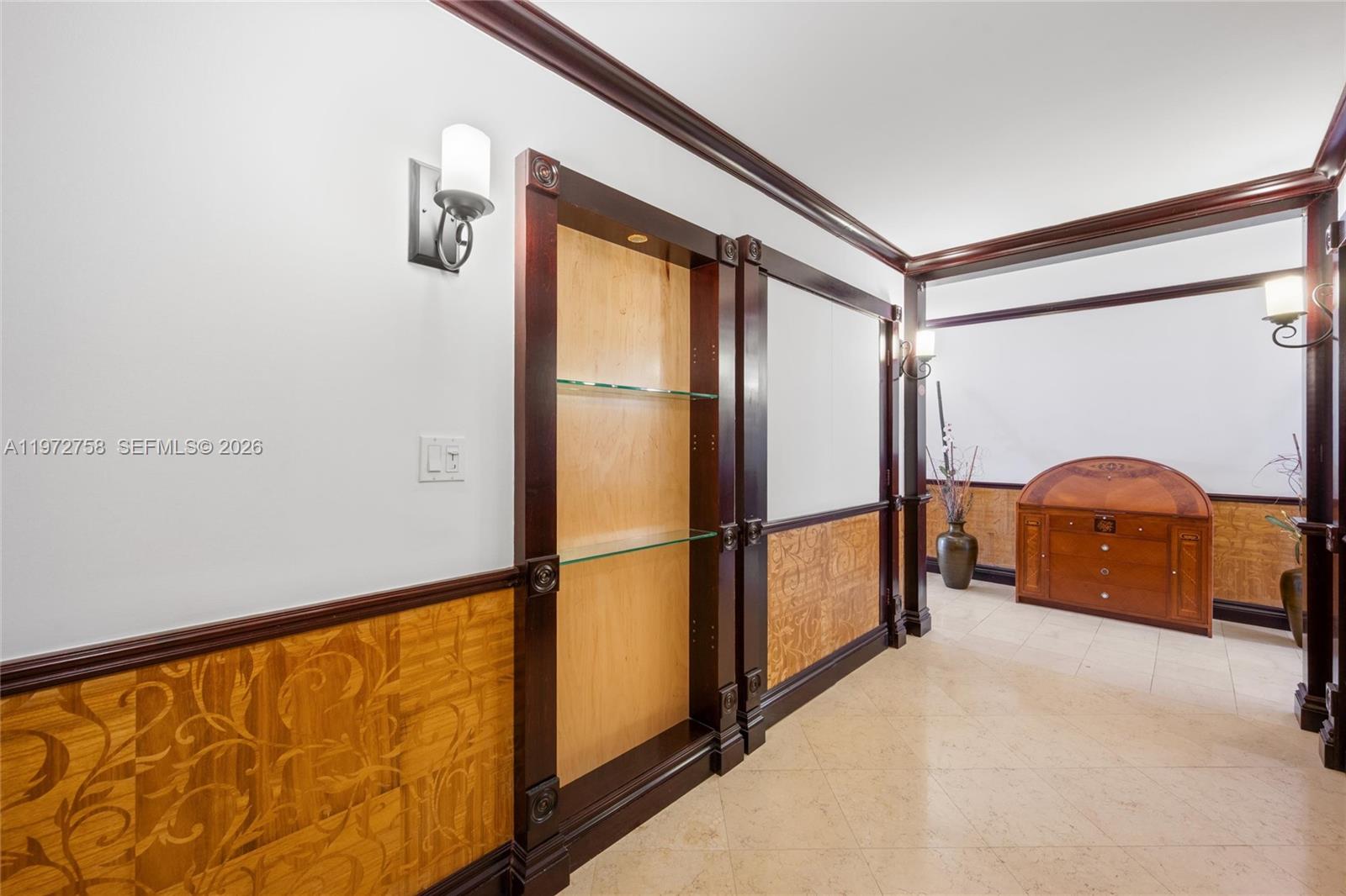 POINT OF AMERICAS - Residential