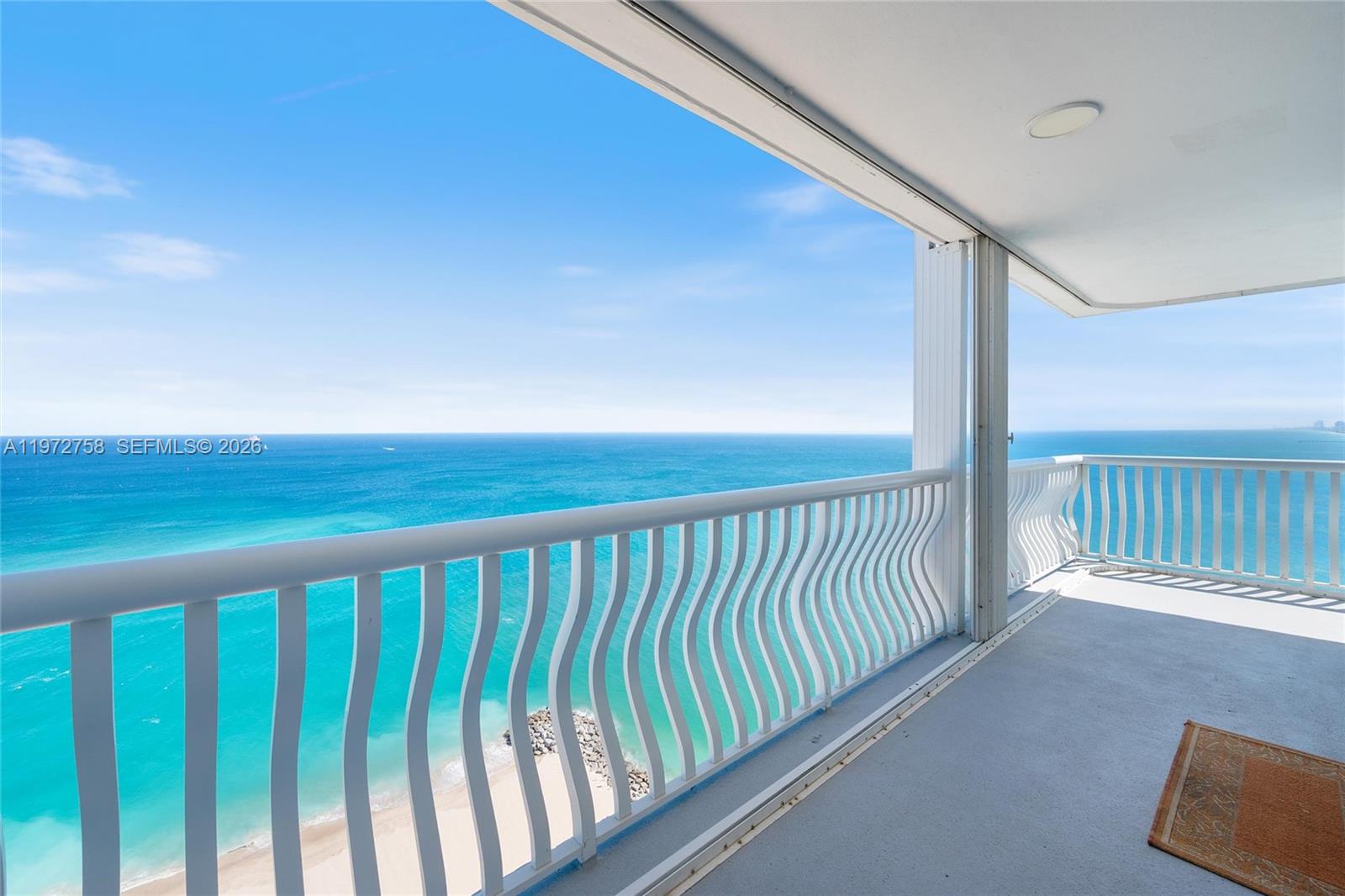 POINT OF AMERICAS - Residential