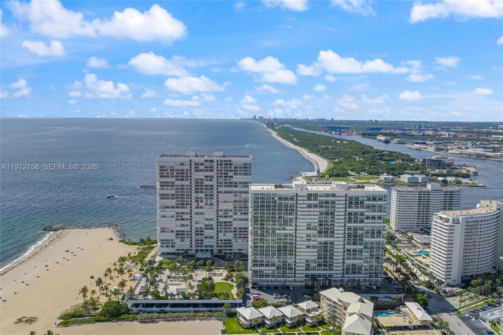 POINT OF AMERICAS - Residential