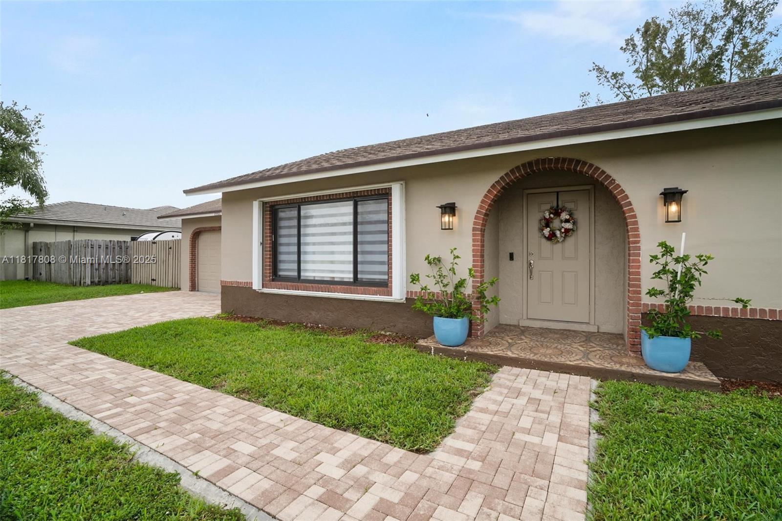 13317 NW 8th Ct
