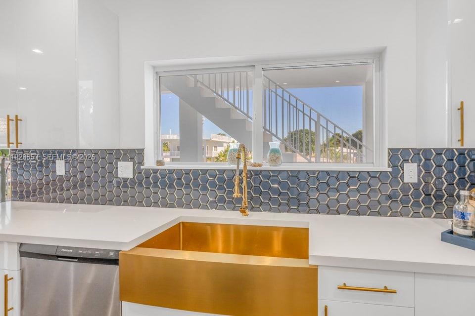 Lake Surprise - Residential