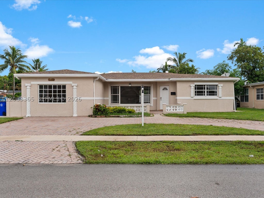 Photo of 4545 NW 39th St, Lauderdale Lakes, FL 33319 (MLS # A12068365)