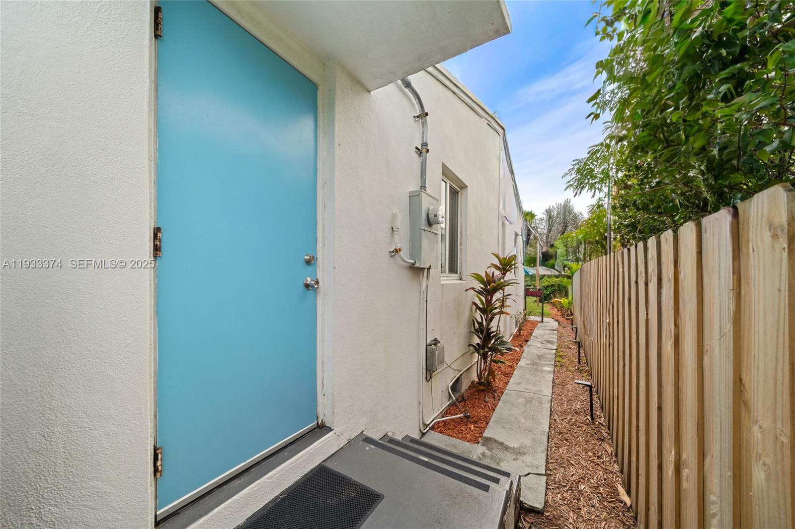 COLUMBIA PARK CORR PL - Residential