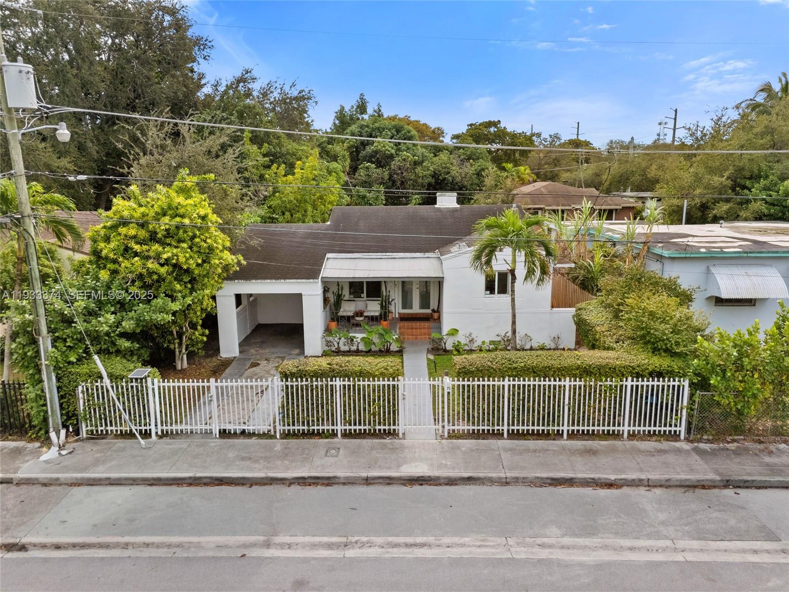 COLUMBIA PARK CORR PL - Residential