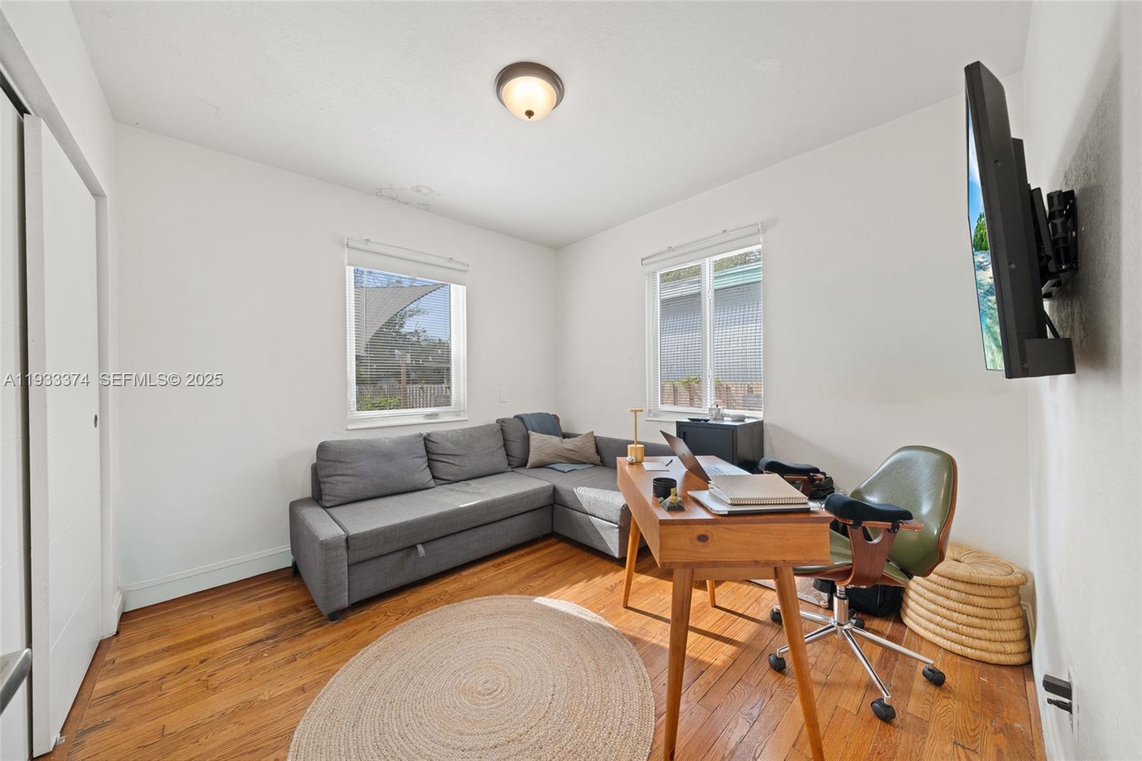 COLUMBIA PARK CORR PL - Residential