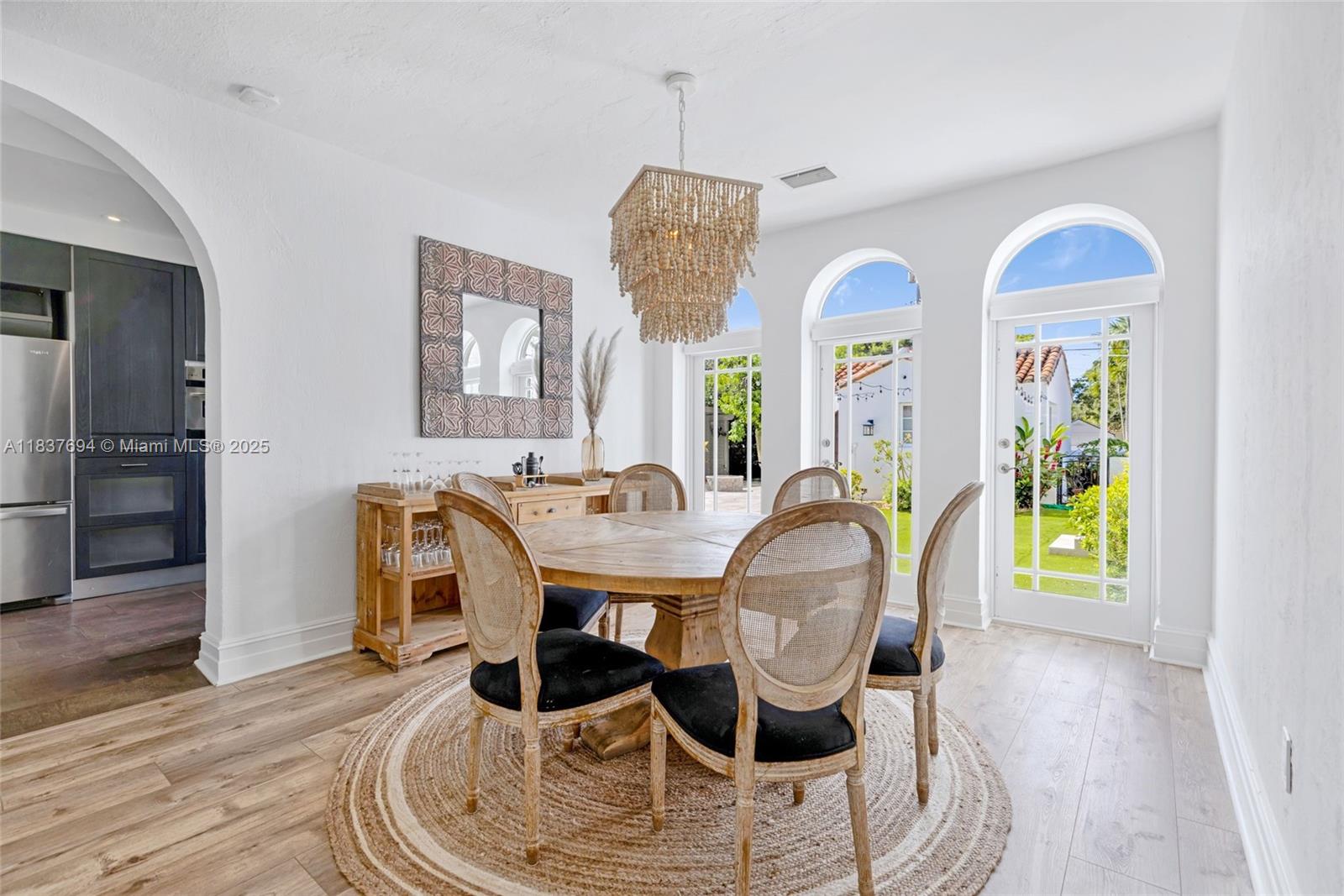 MIAMI SHORES SEC 1 AMD - Residential Lease