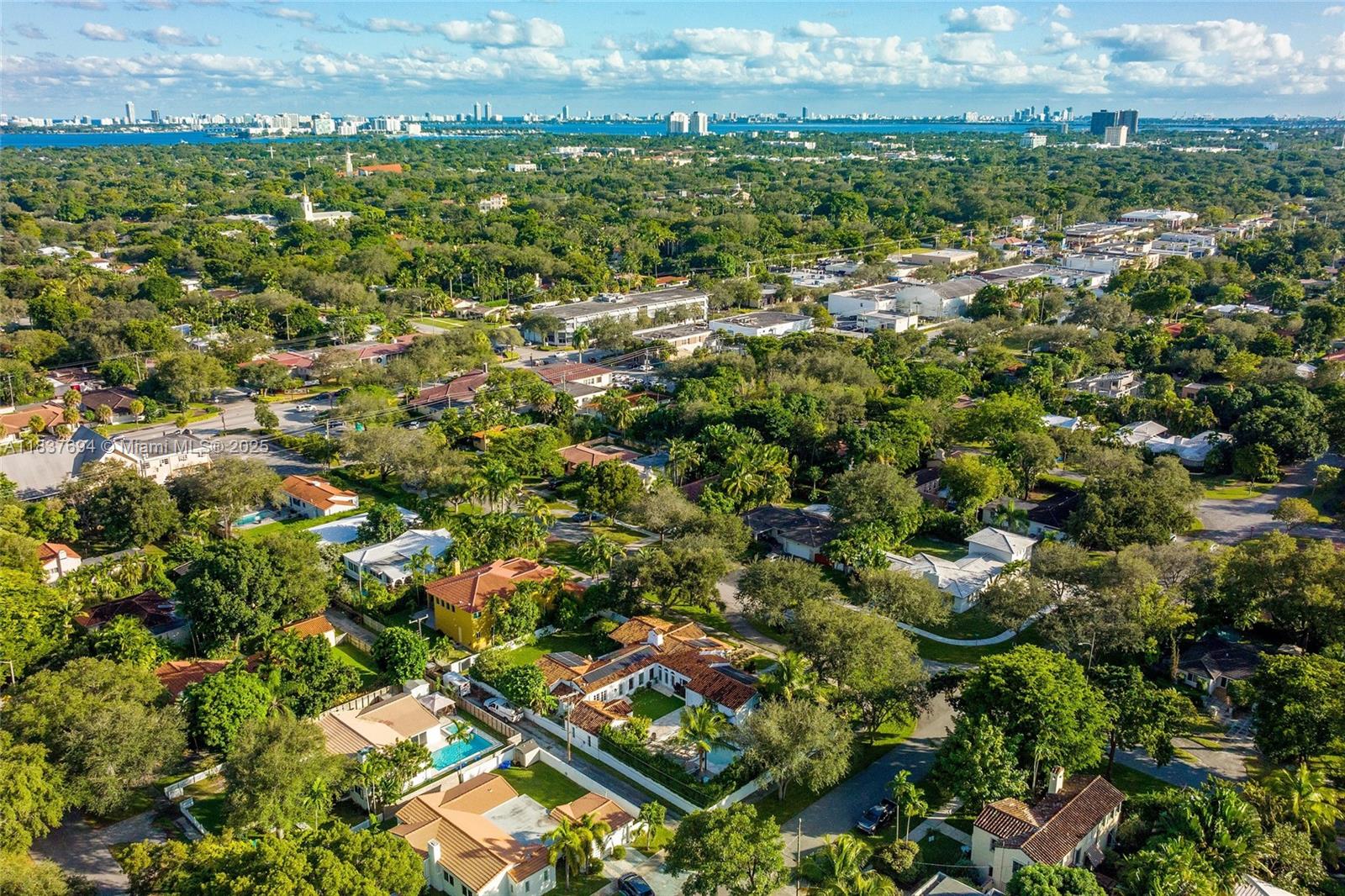 MIAMI SHORES SEC 1 AMD - Residential Lease