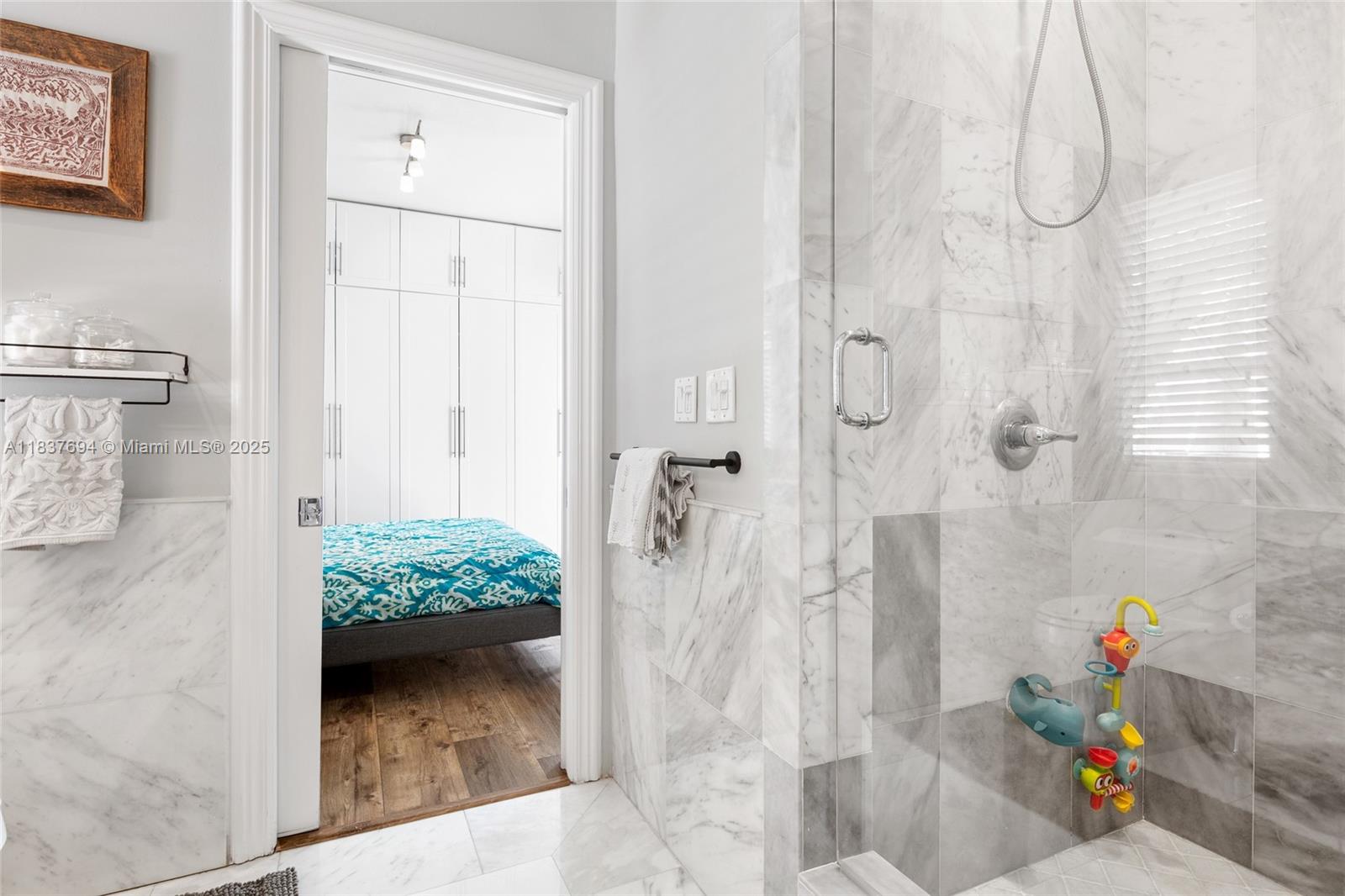 MIAMI SHORES SEC 1 AMD - Residential Lease