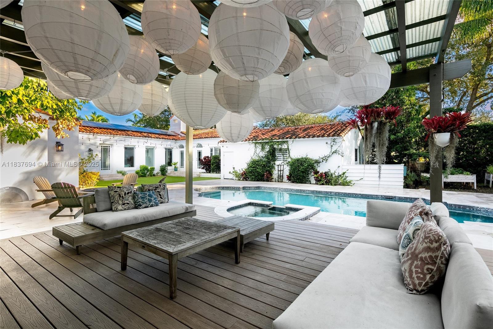 MIAMI SHORES SEC 1 AMD - Residential Lease