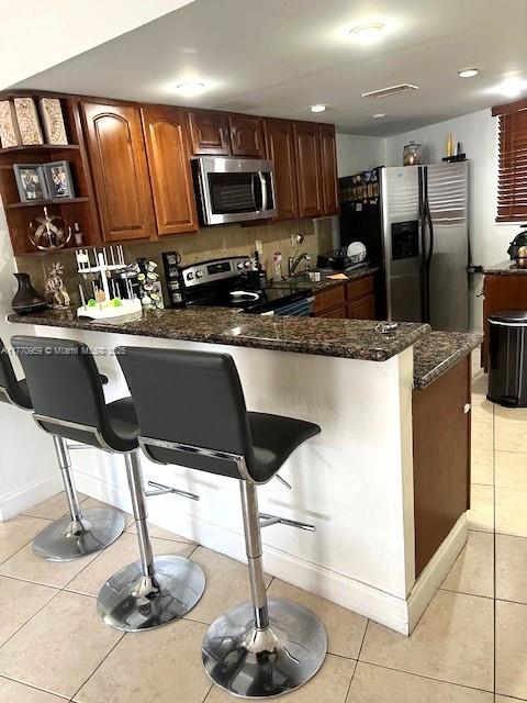 1663 Ne Miami Gardens Dr 139, Miami, Broward County, Florida - 2 Bedrooms  
1 Bathrooms - 