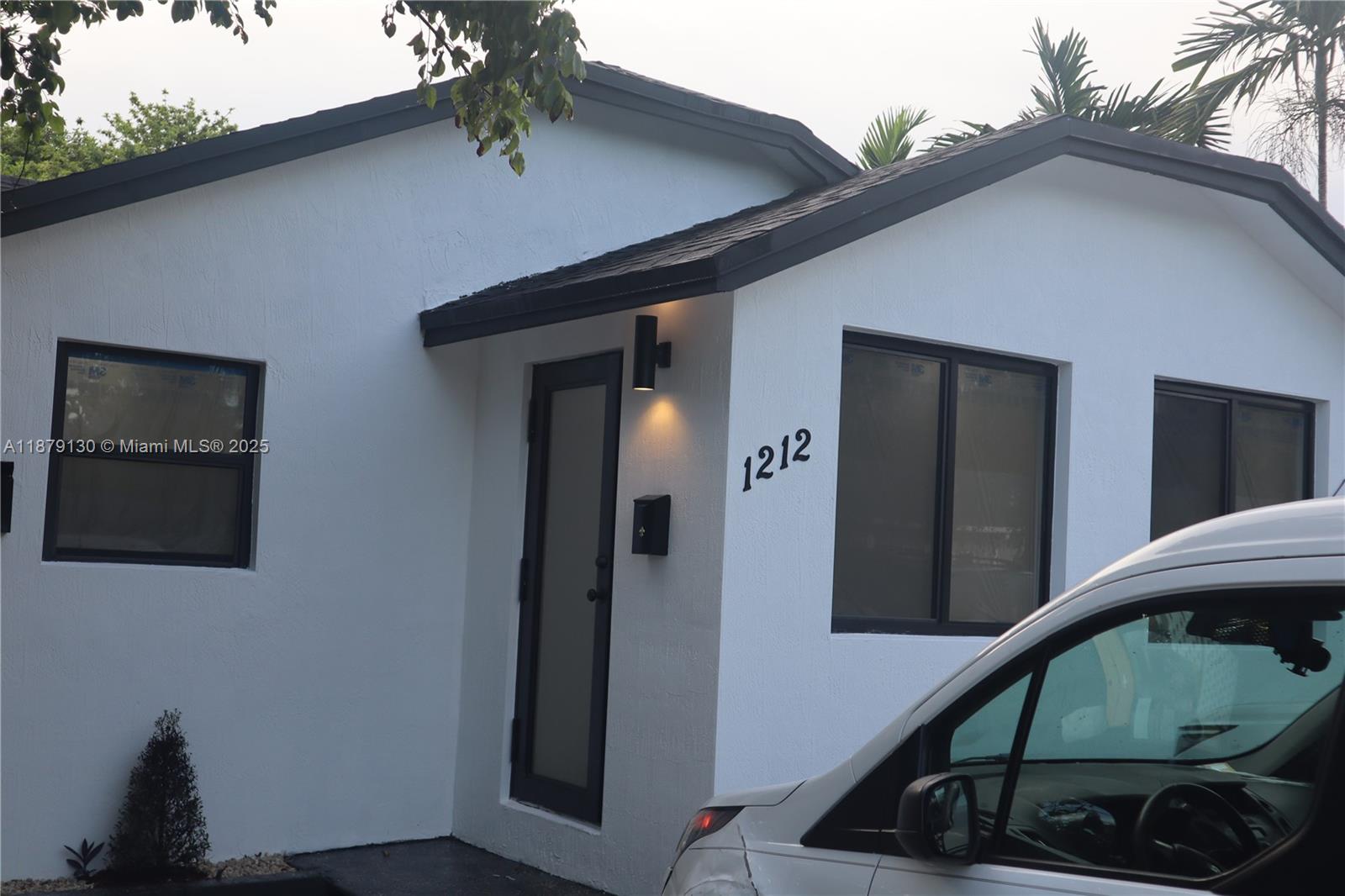 DIXIE GARDENS - Residential Lease