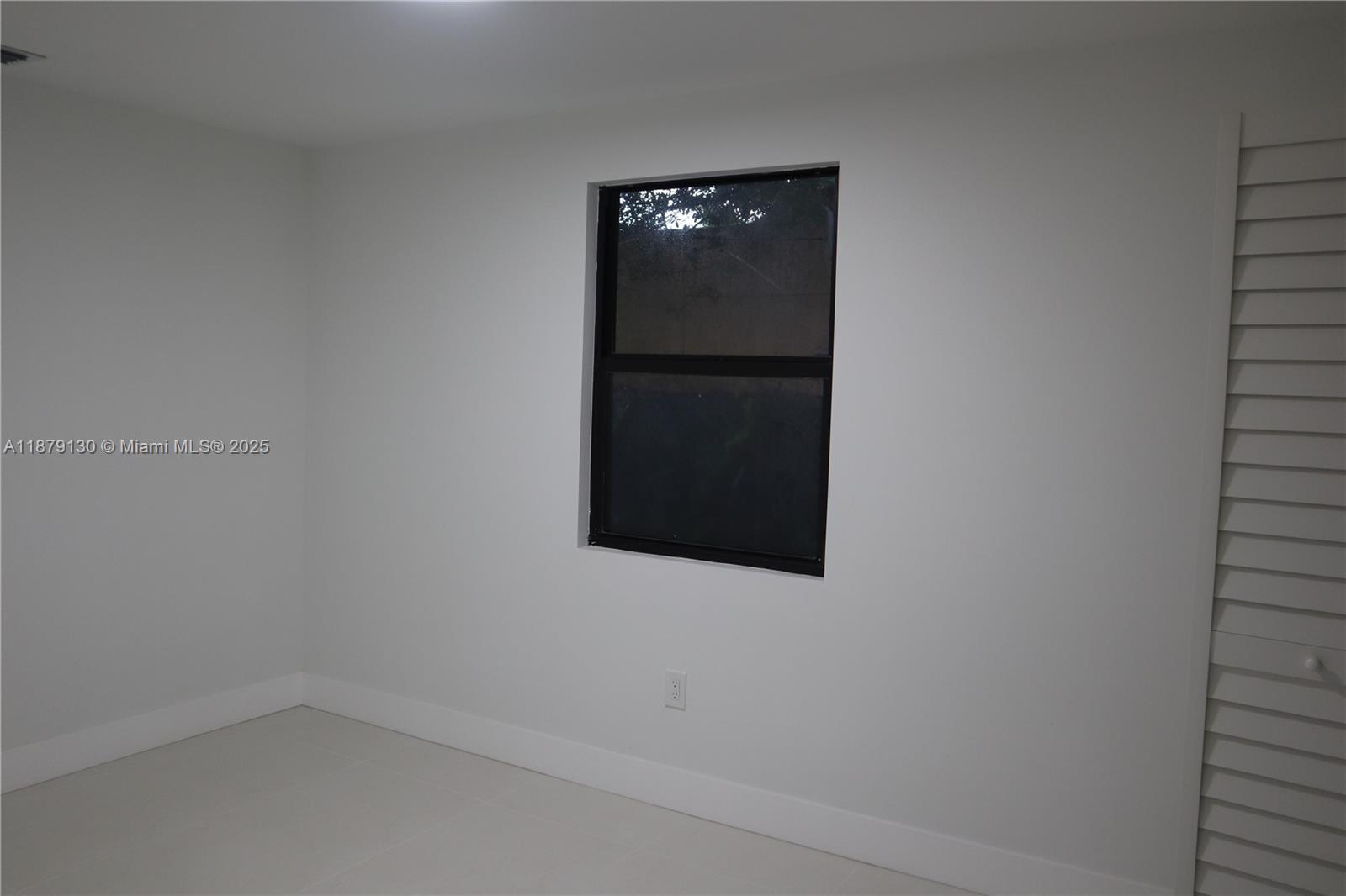 DIXIE GARDENS - Residential Lease