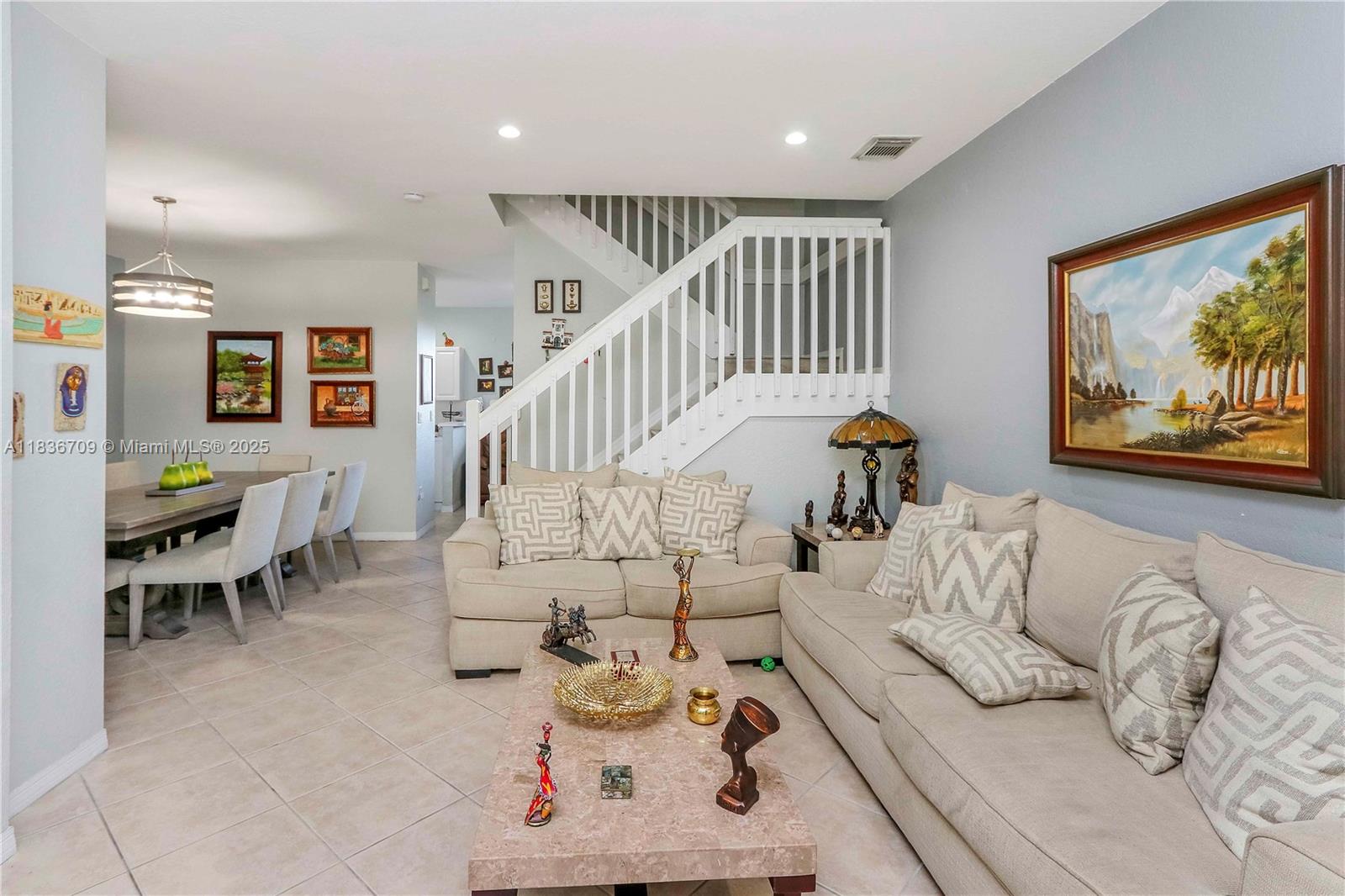 KENDALL BREEZE SOUTH - Residential