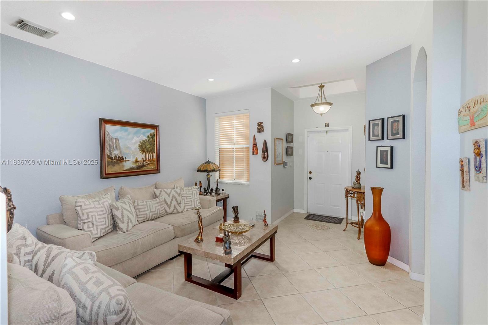 12548 SW 126th Ave, Miami, FL, 33186/$564,900 1 12548 SW 126th Ave