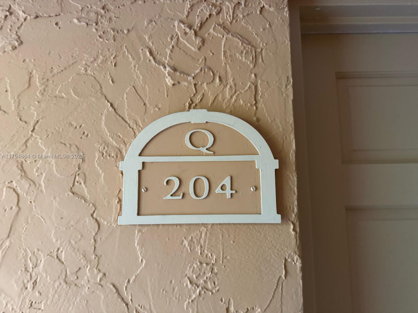 Address Not Disclosed, Hialeah, Miami-Dade County, Florida - 1 Bedrooms  
2 Bathrooms - 