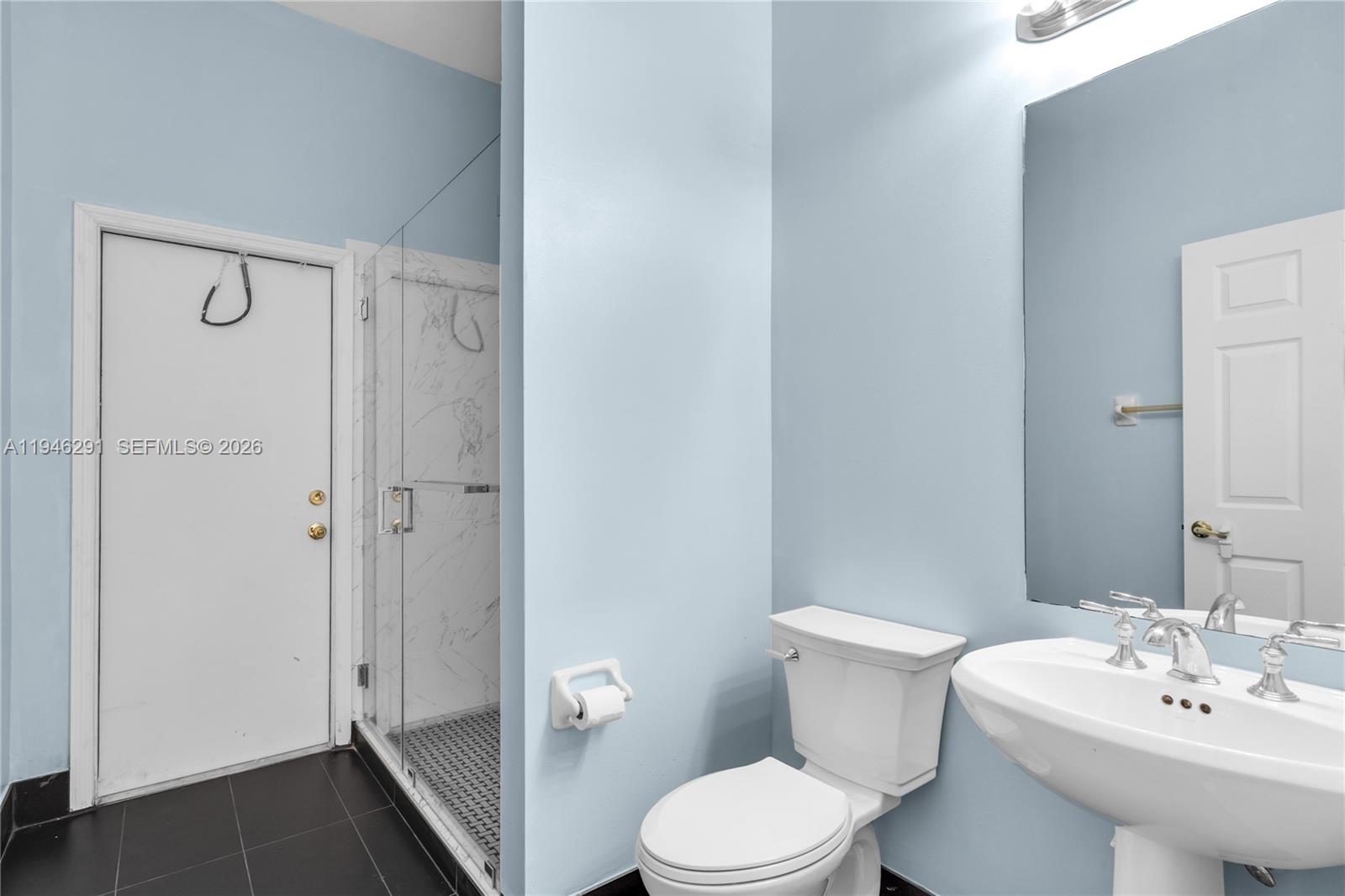 GROVE PLACE - Residential