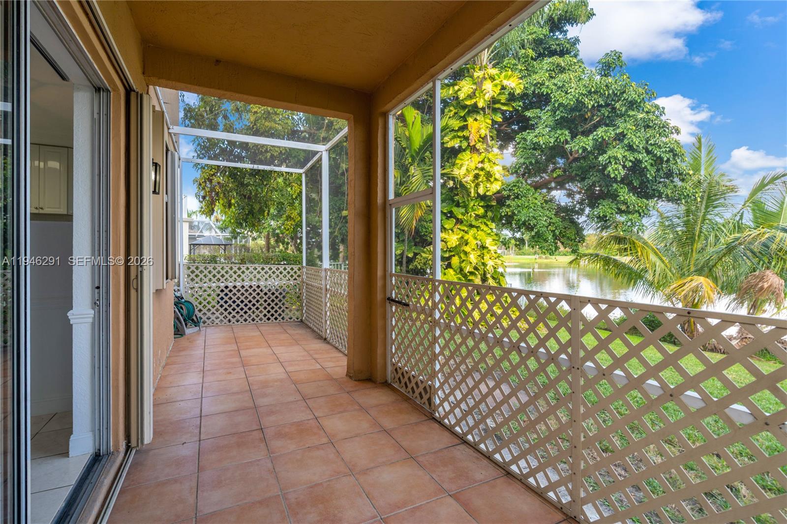 GROVE PLACE - Residential