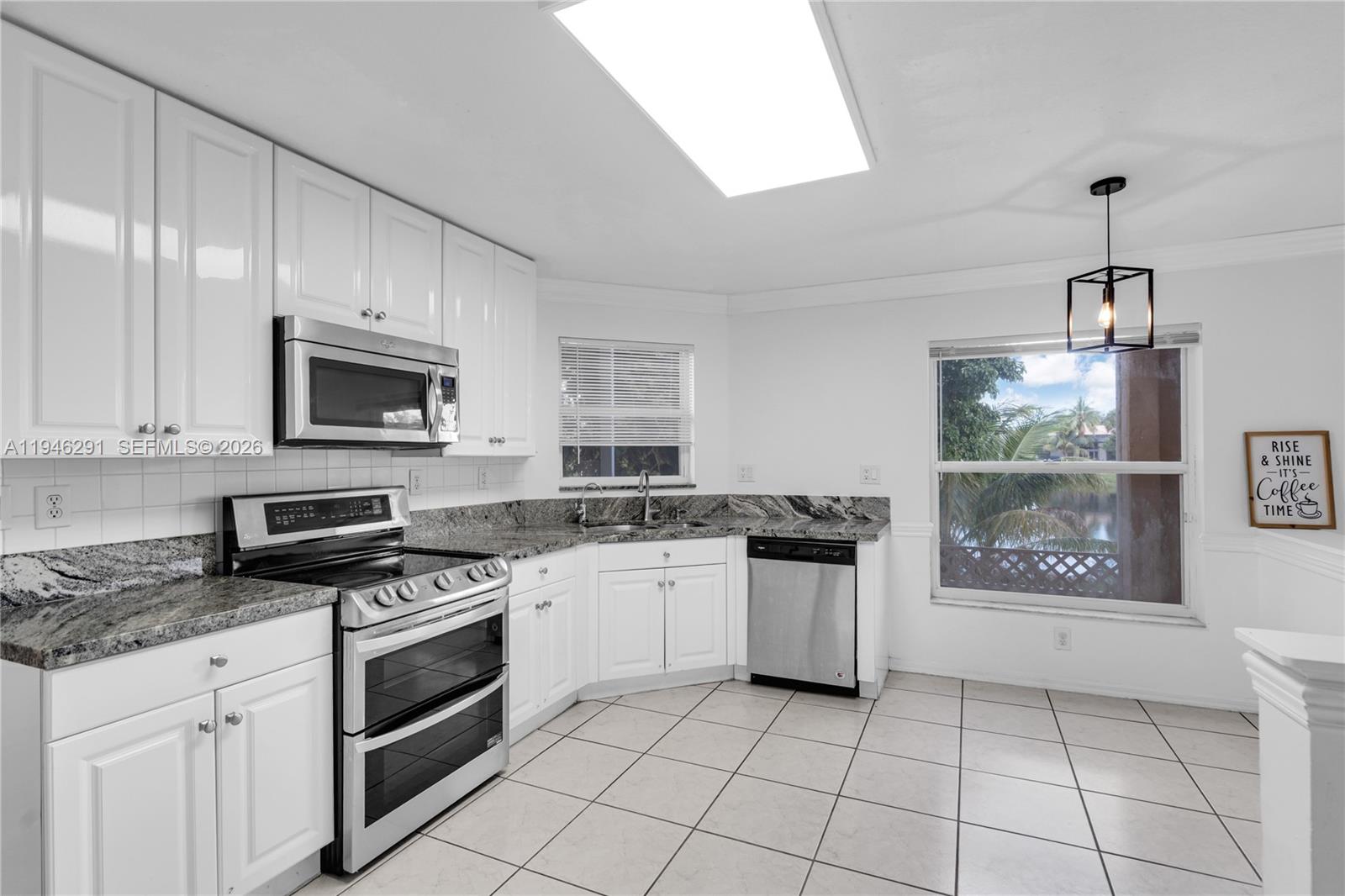 GROVE PLACE - Residential