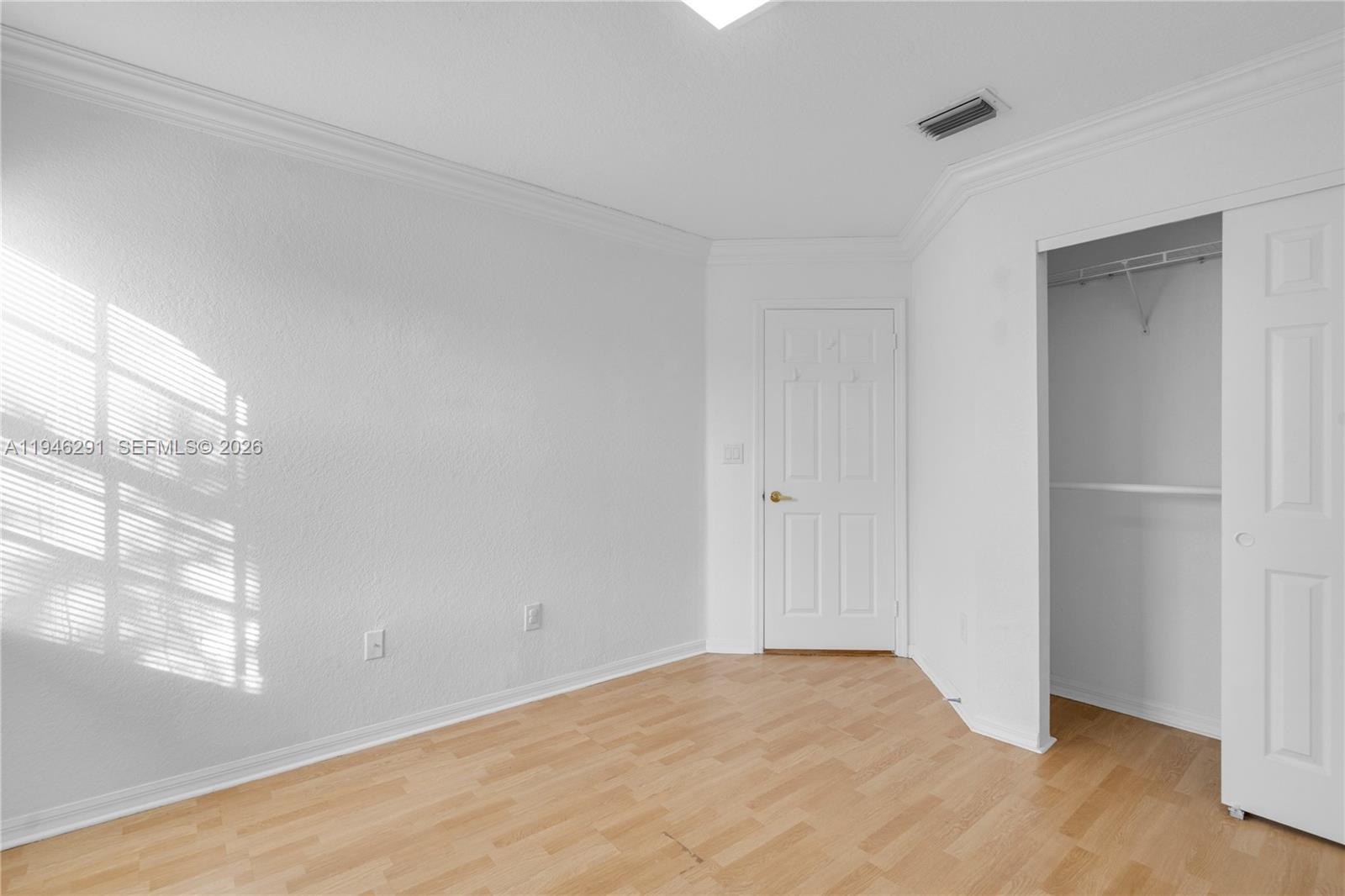 GROVE PLACE - Residential