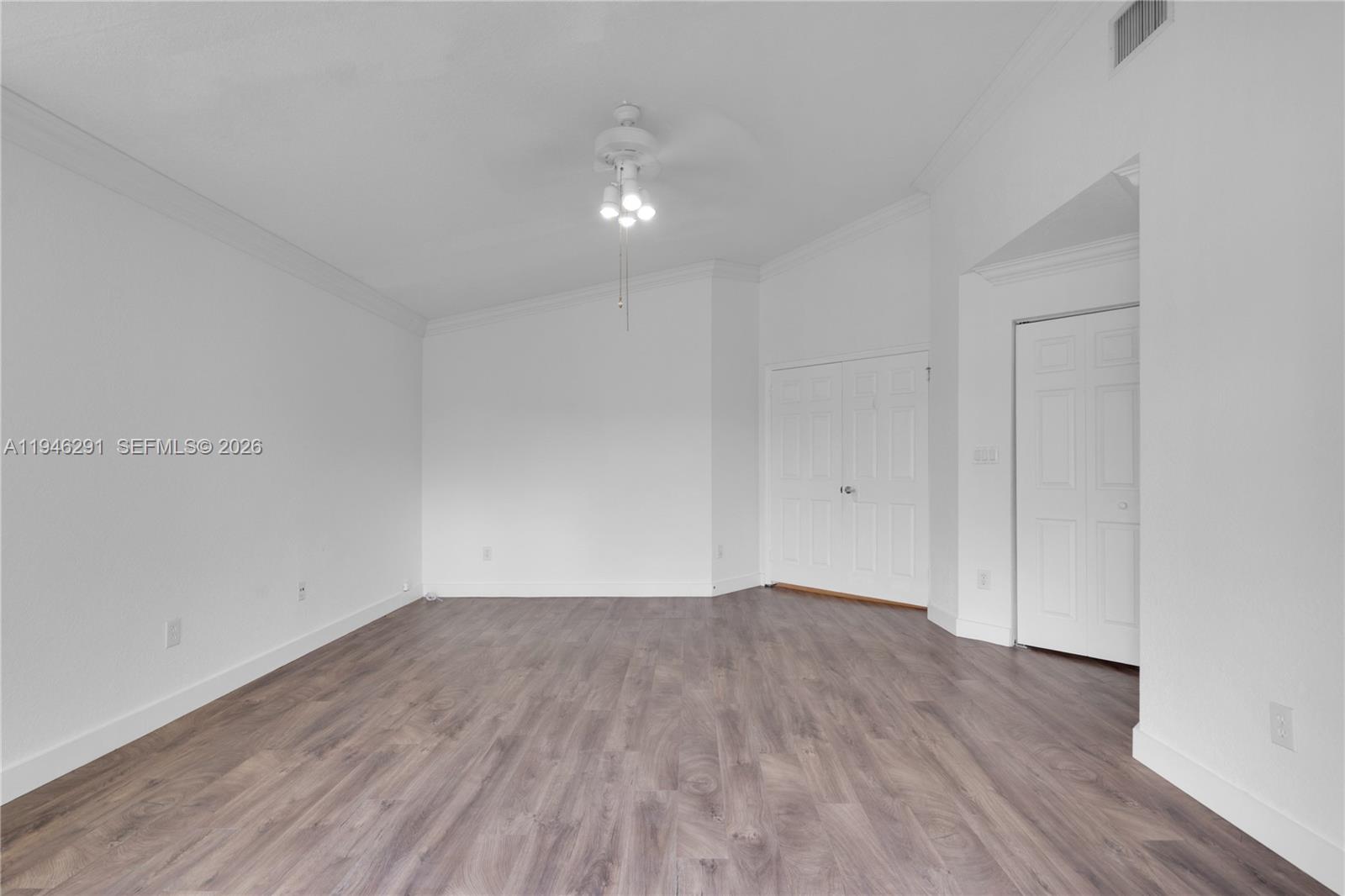 GROVE PLACE - Residential